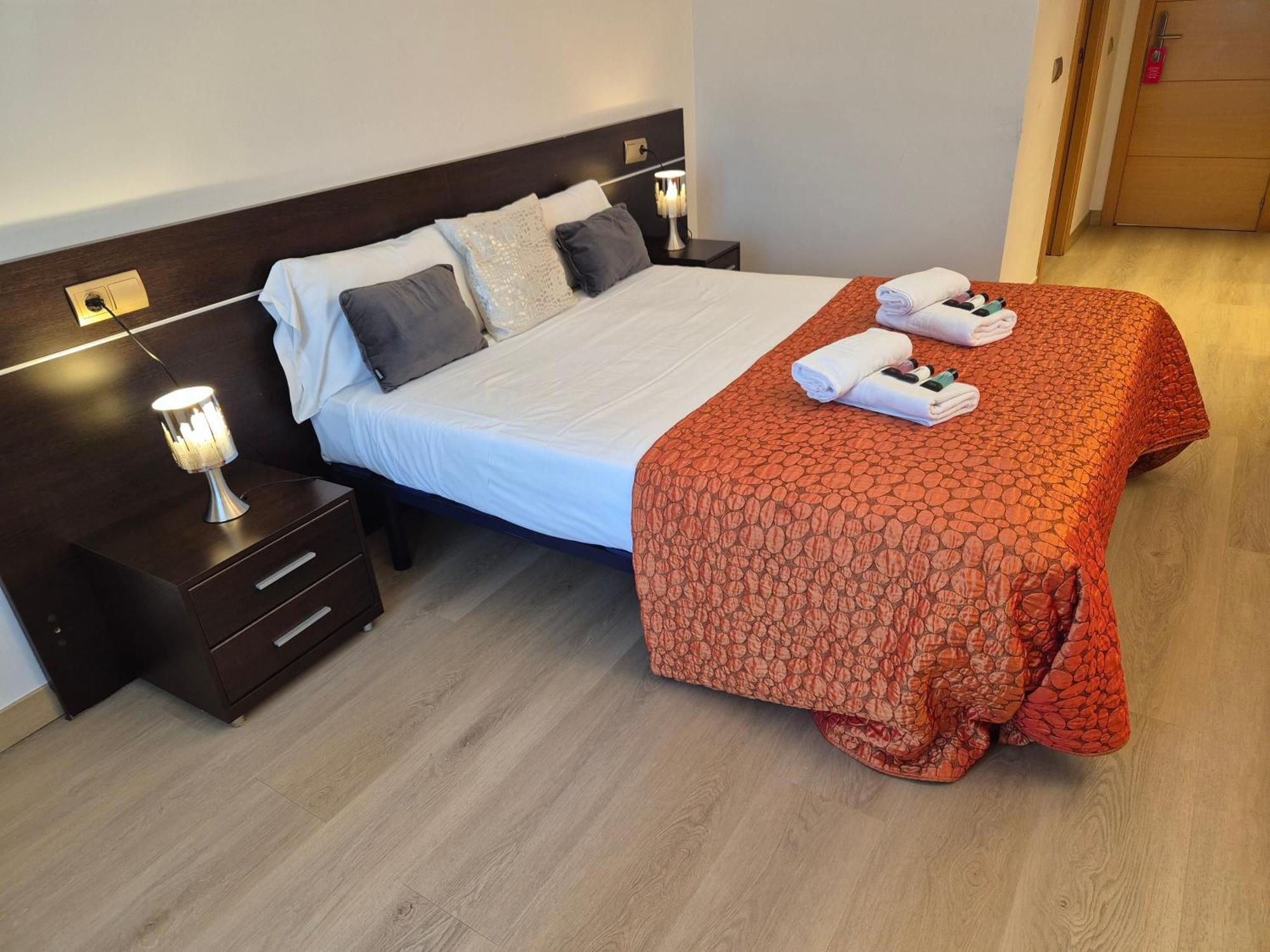 Hostal Bavieca Medinaceli Exteriör bild
